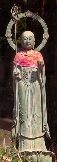 Statue de la Necropole - Copyright F.Jeorge
