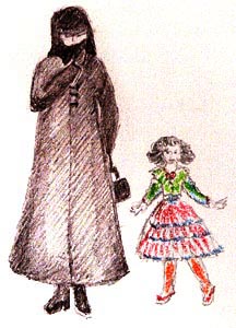Les Bédouines ne sont pas voilées et multiplient les tissus colorés tandis que les femmes des villes, surtout d'Alep, sont vêtues de noir des pieds à la tête malgré la chaleur et parfois même recouvertes d'un voile noir supplémentaire. Les petites filles, elles, sont habillées comme des poupées Barbie.