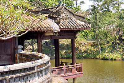 &copy; F. Jeorge ou L. Gourgeon